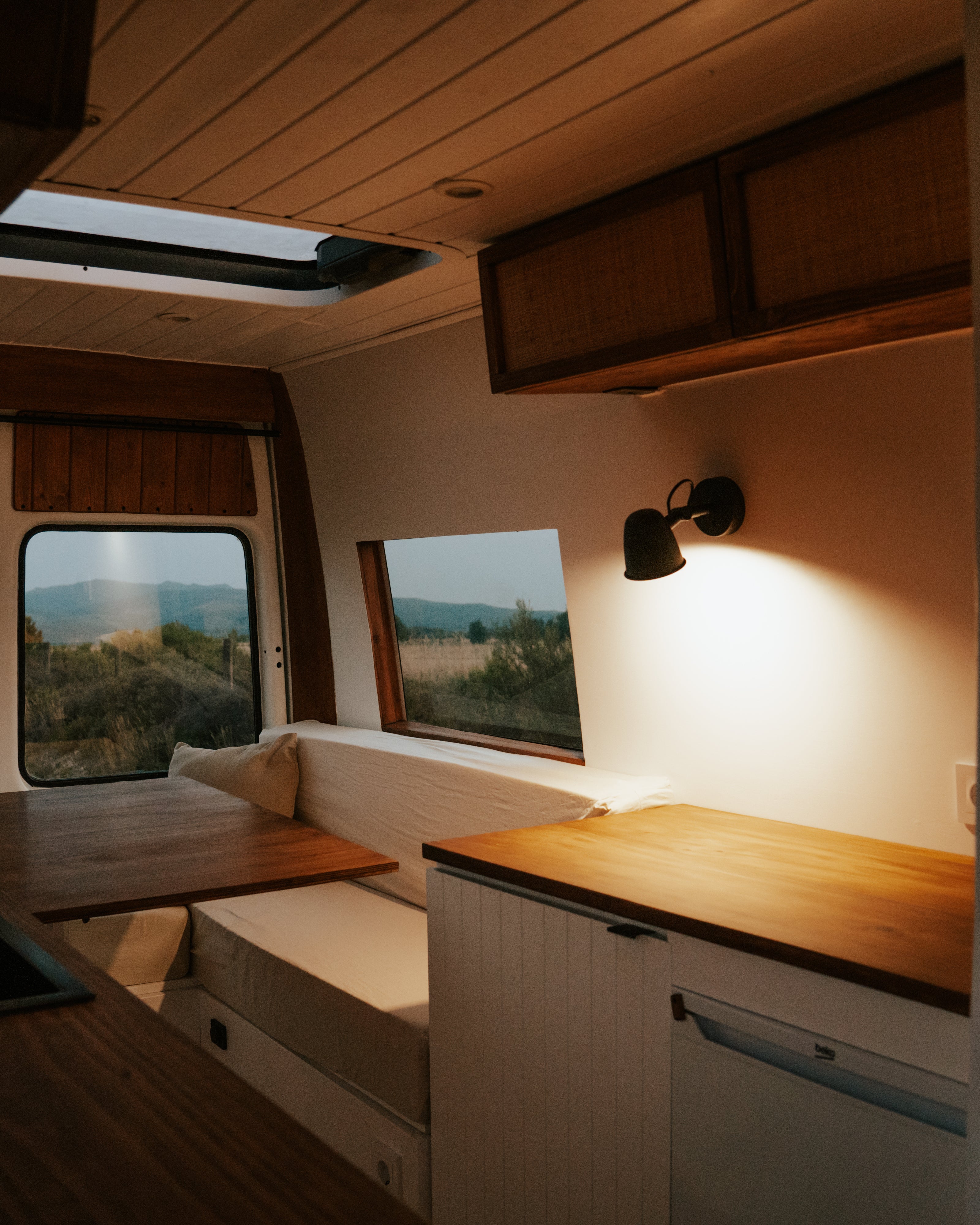 Camperización de una Mercedes Sprinter minibús