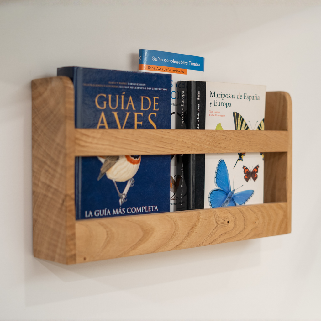 Mini estantería de castaño